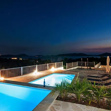 Holiday home Mobile Damar 4 Drage